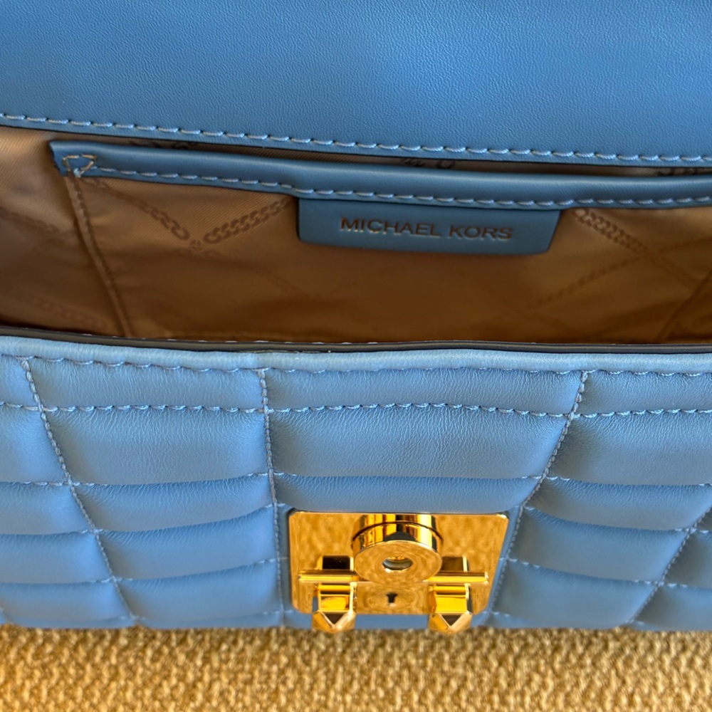 🩵 Michael Kors Tribeca Large Quilted Blue Crossbody Bag - Picture 14 of 17